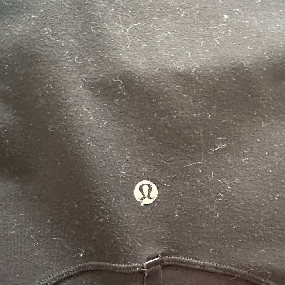 Black Lululemon Align Women's Jacket I believe is a size 4 or 6 selling as is - Picture 5 of 5